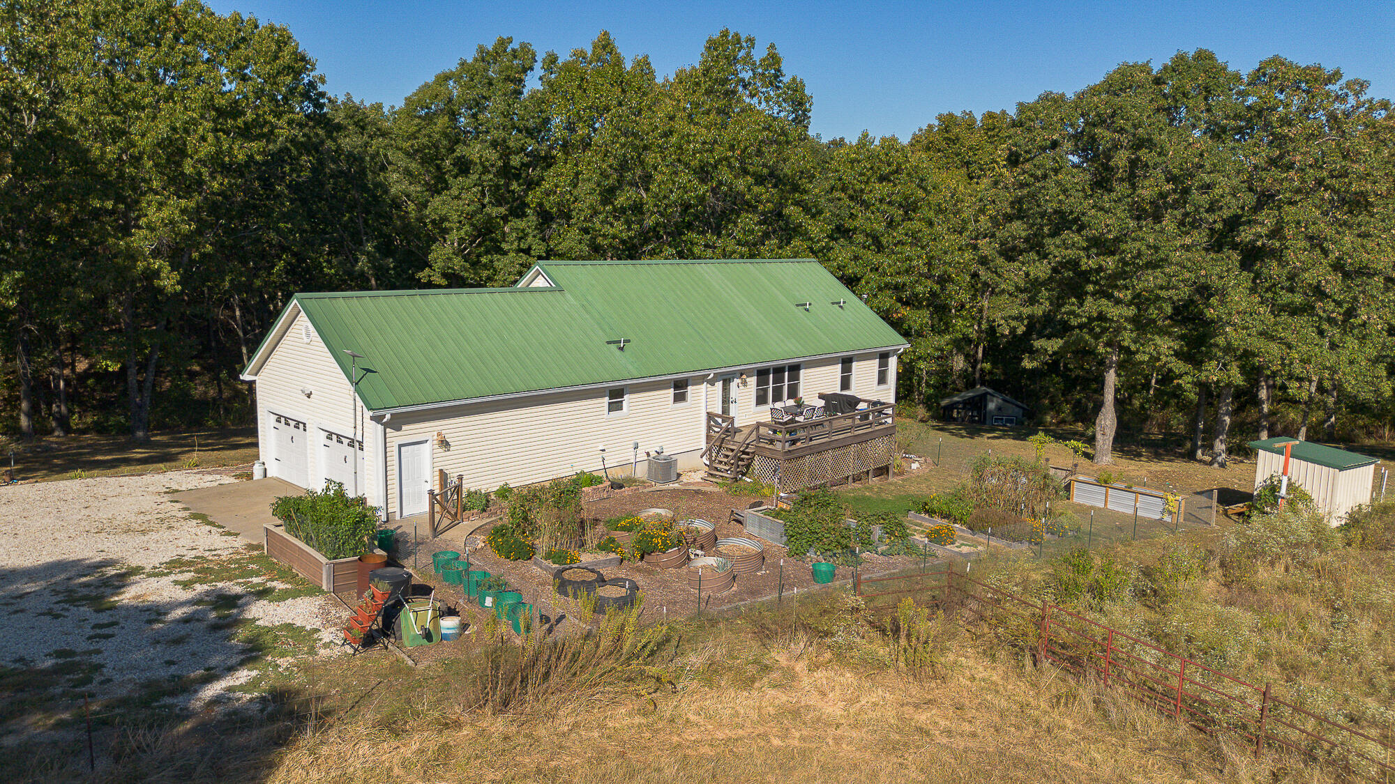 main property photo 76