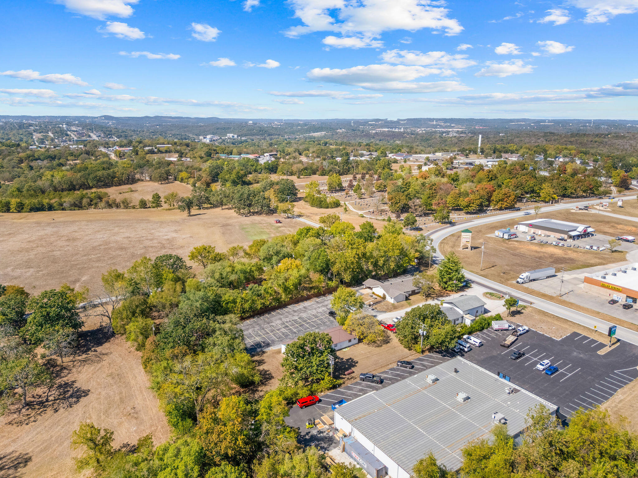 main property photo 4