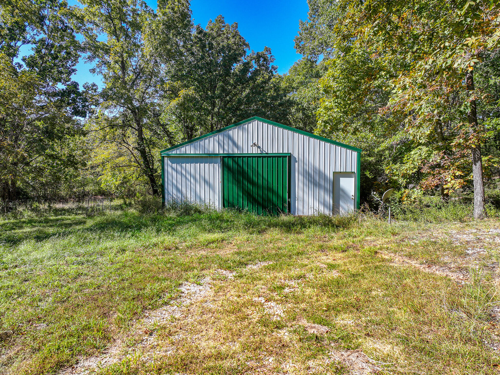 main property photo 21