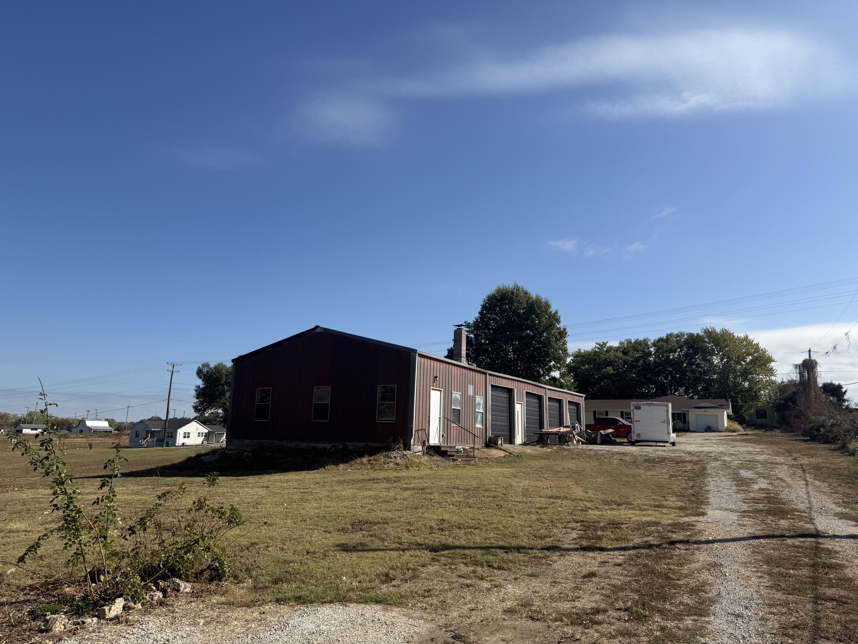 main property photo 22