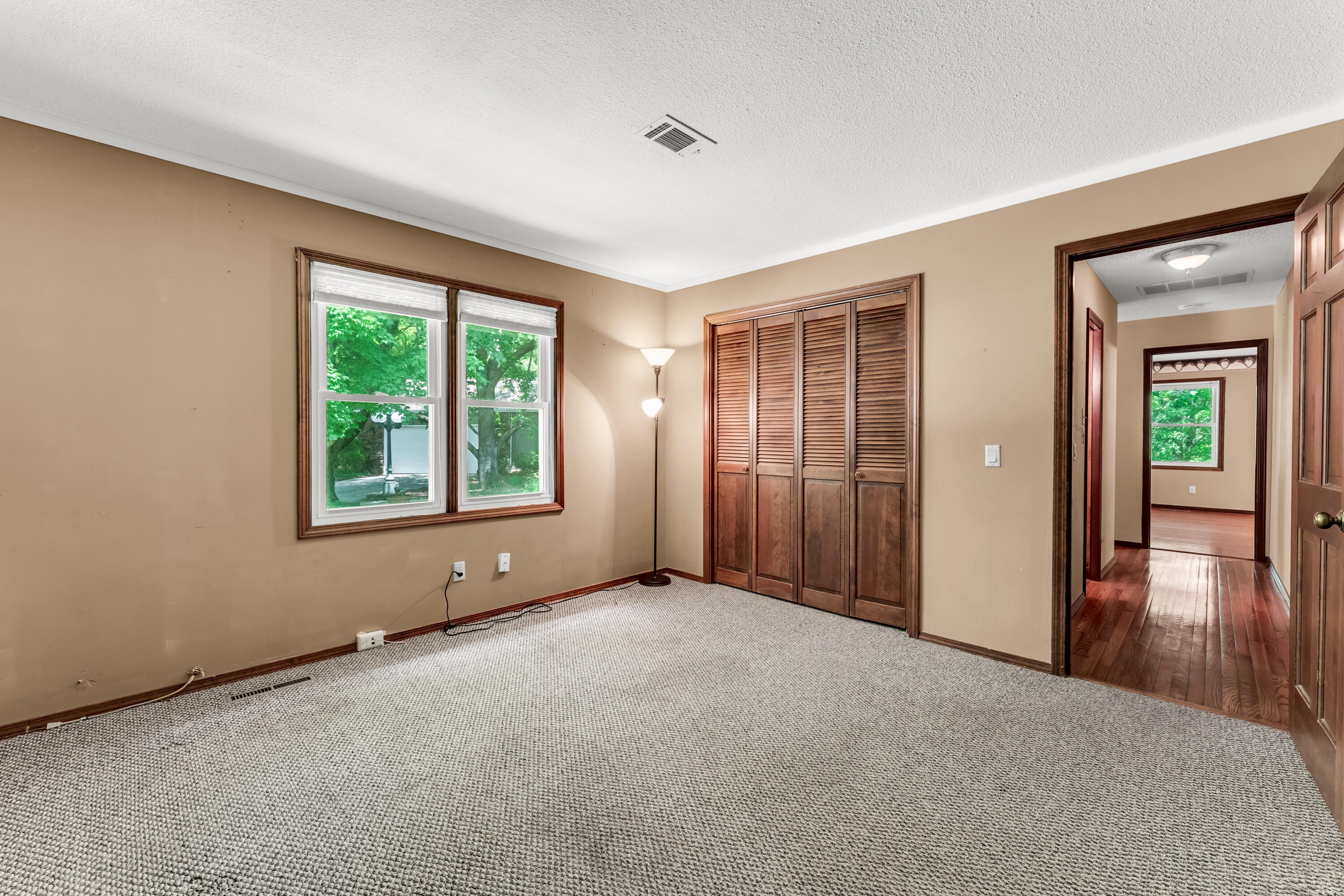 main property photo 59