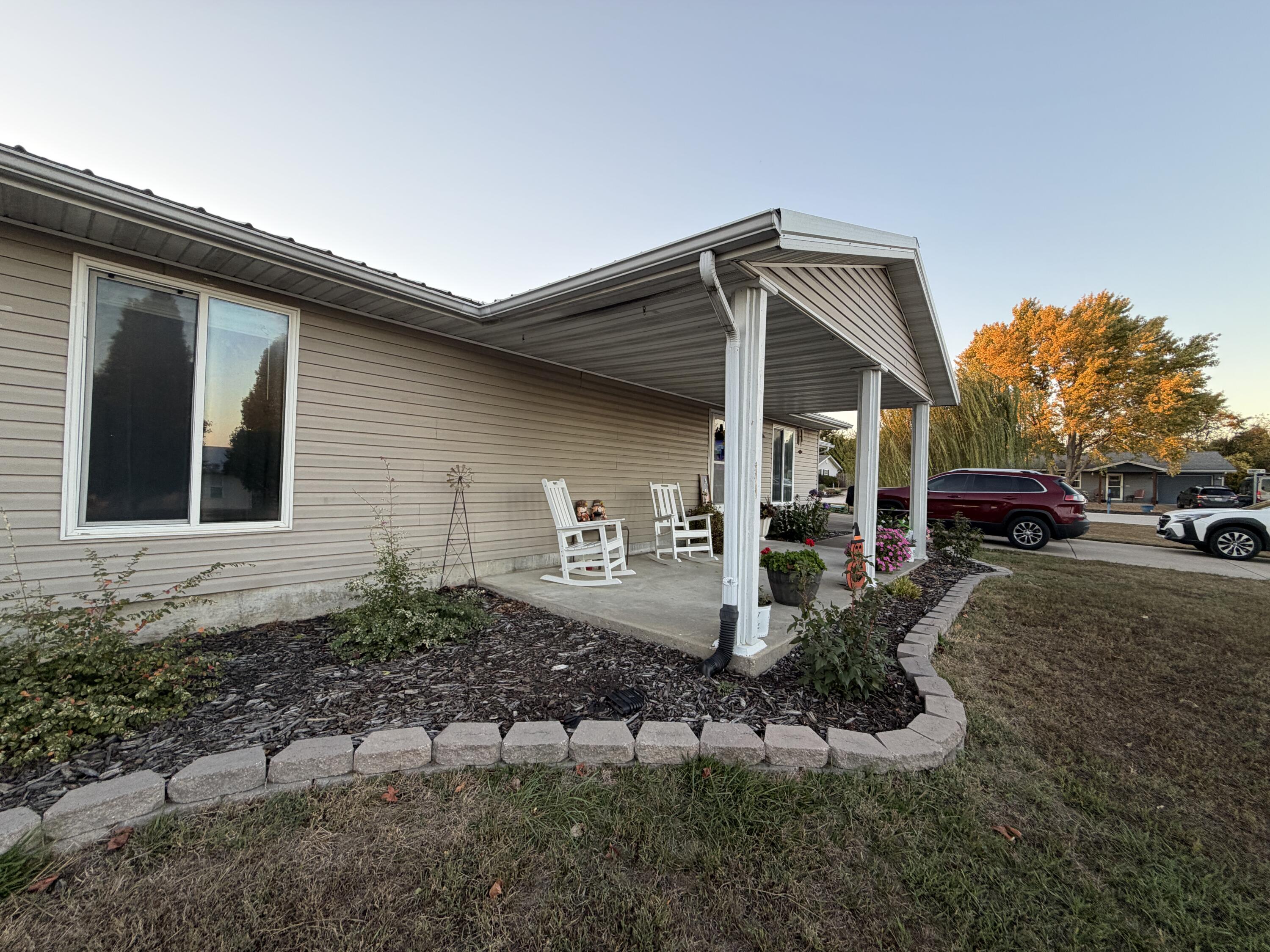 main property photo 10
