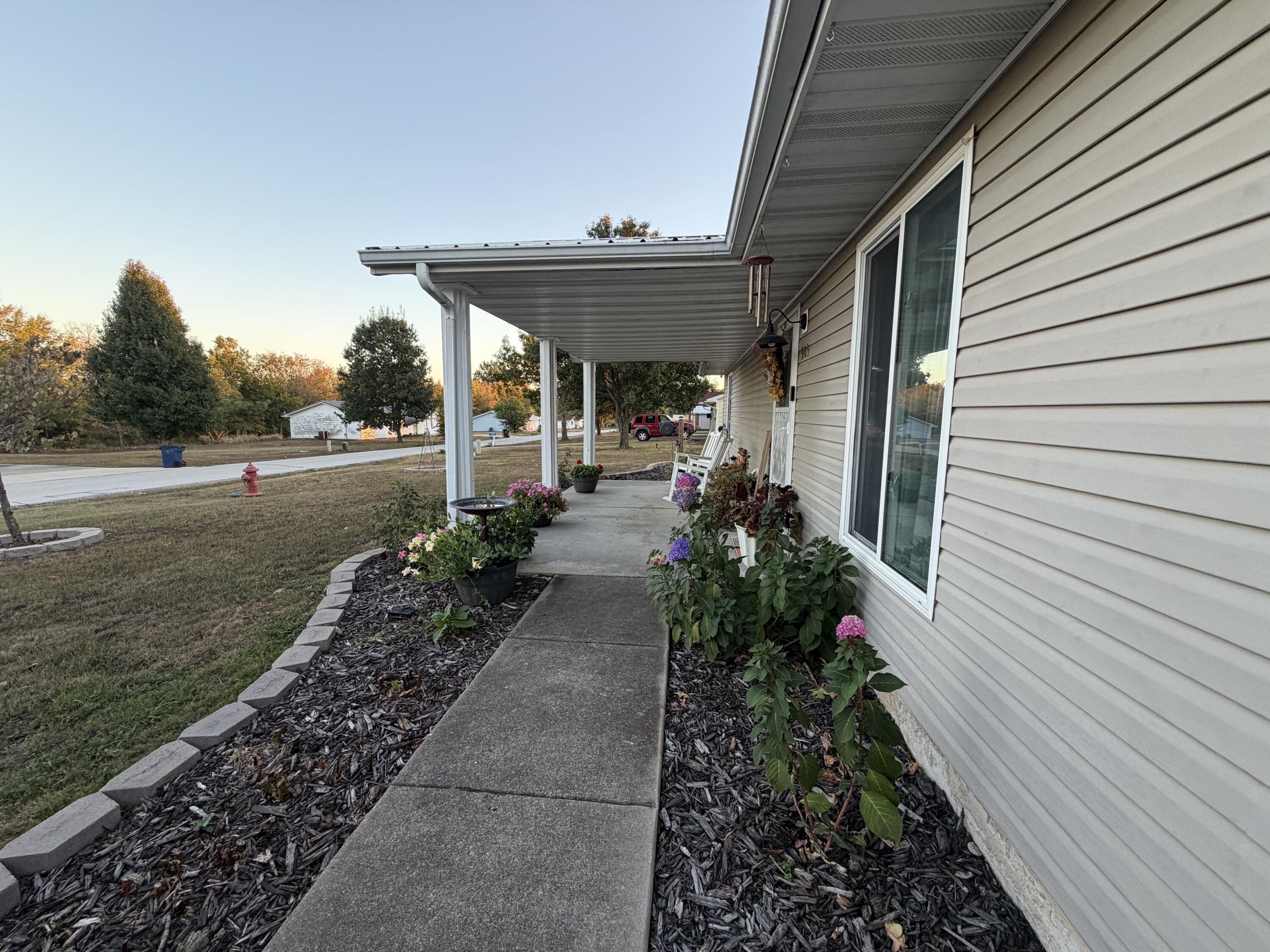 main property photo 9