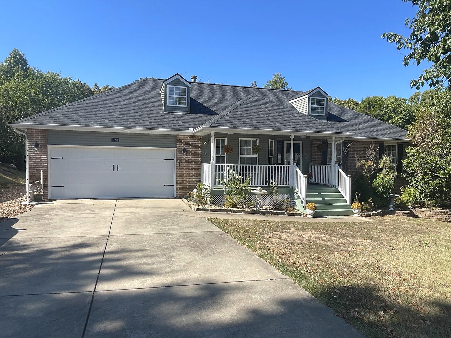 main property photo 0