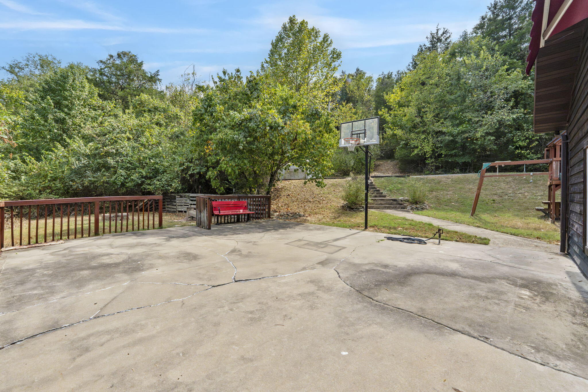 main property photo 29
