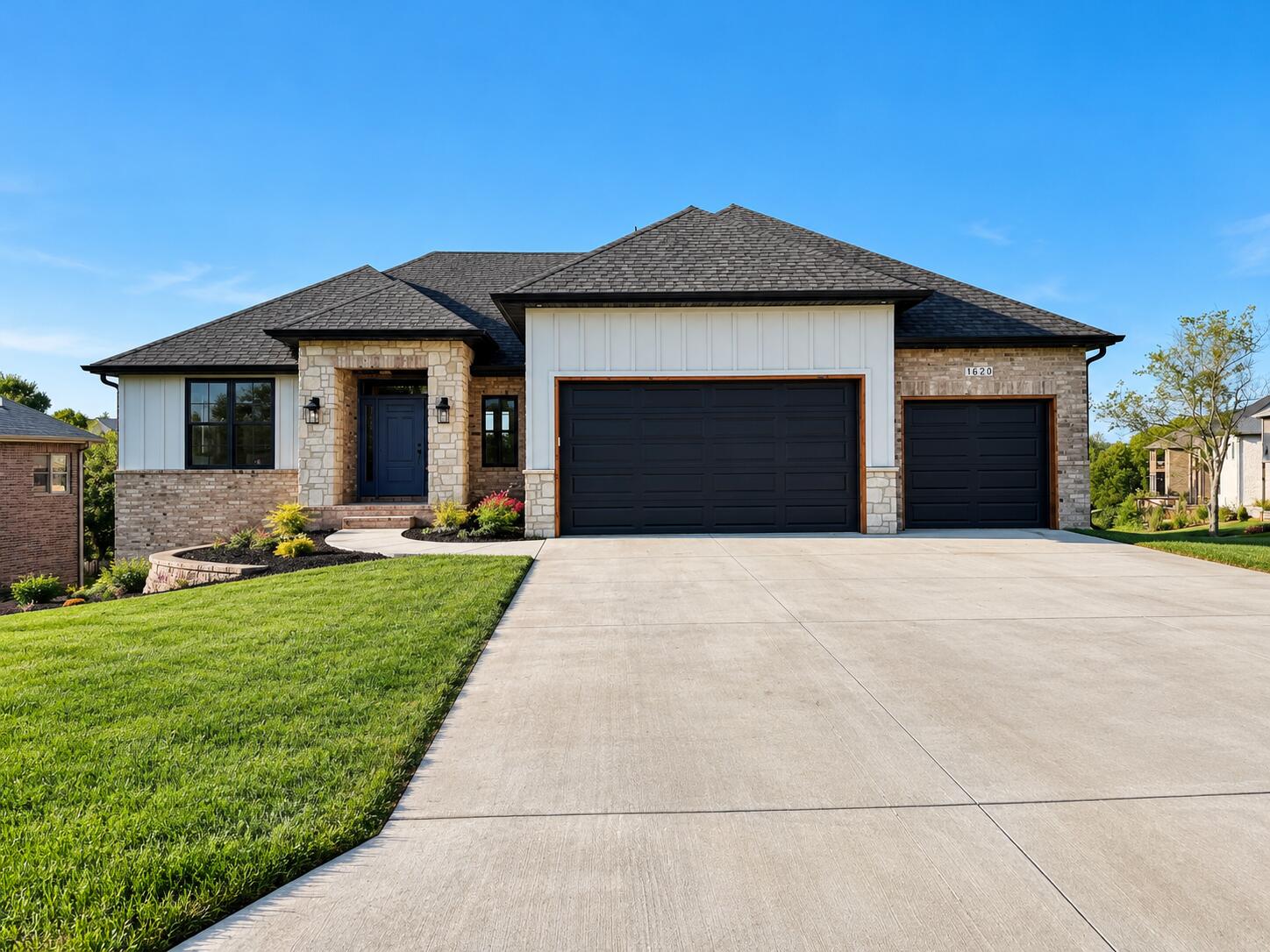 main property photo 0