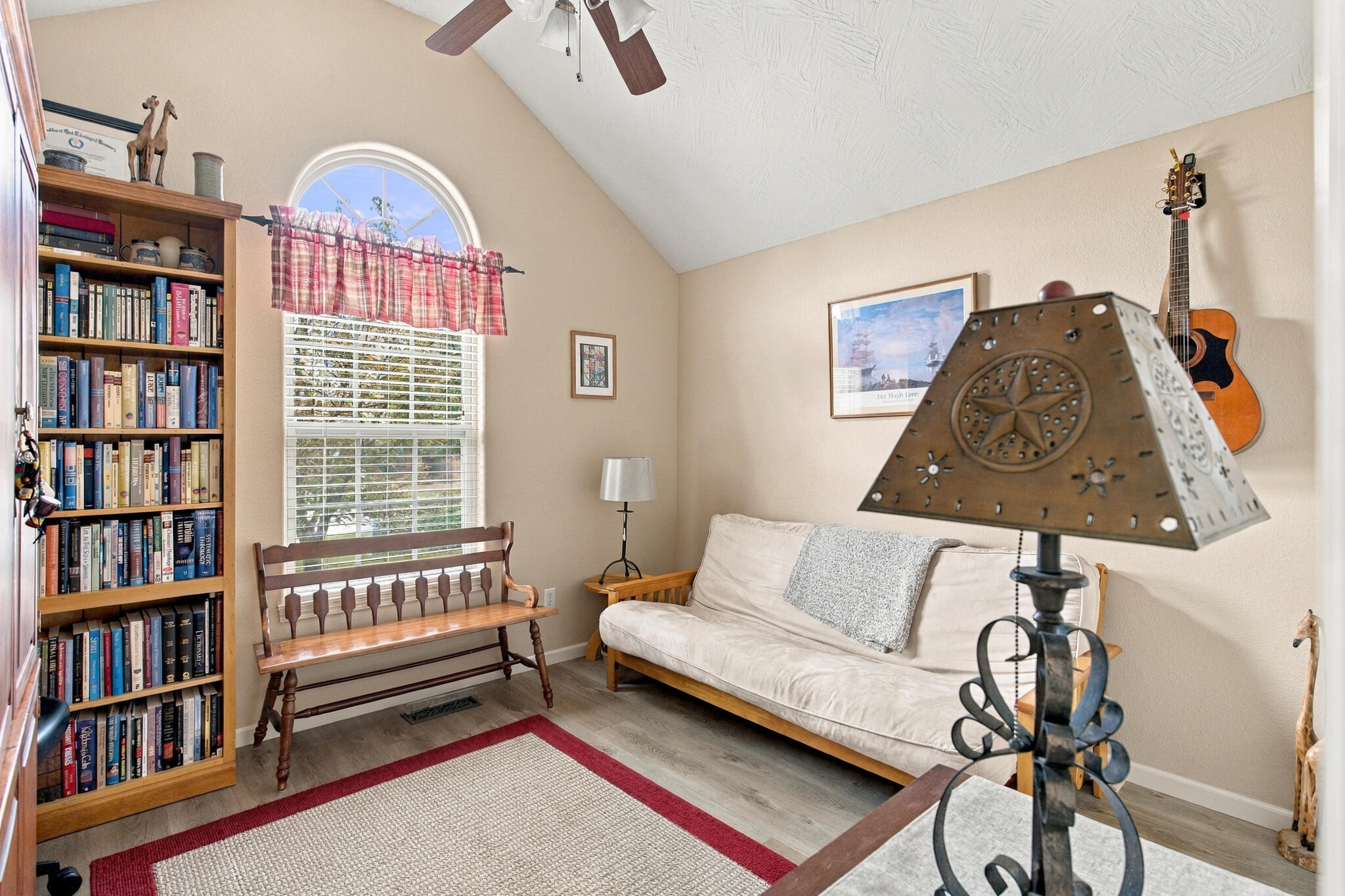 main property photo 20