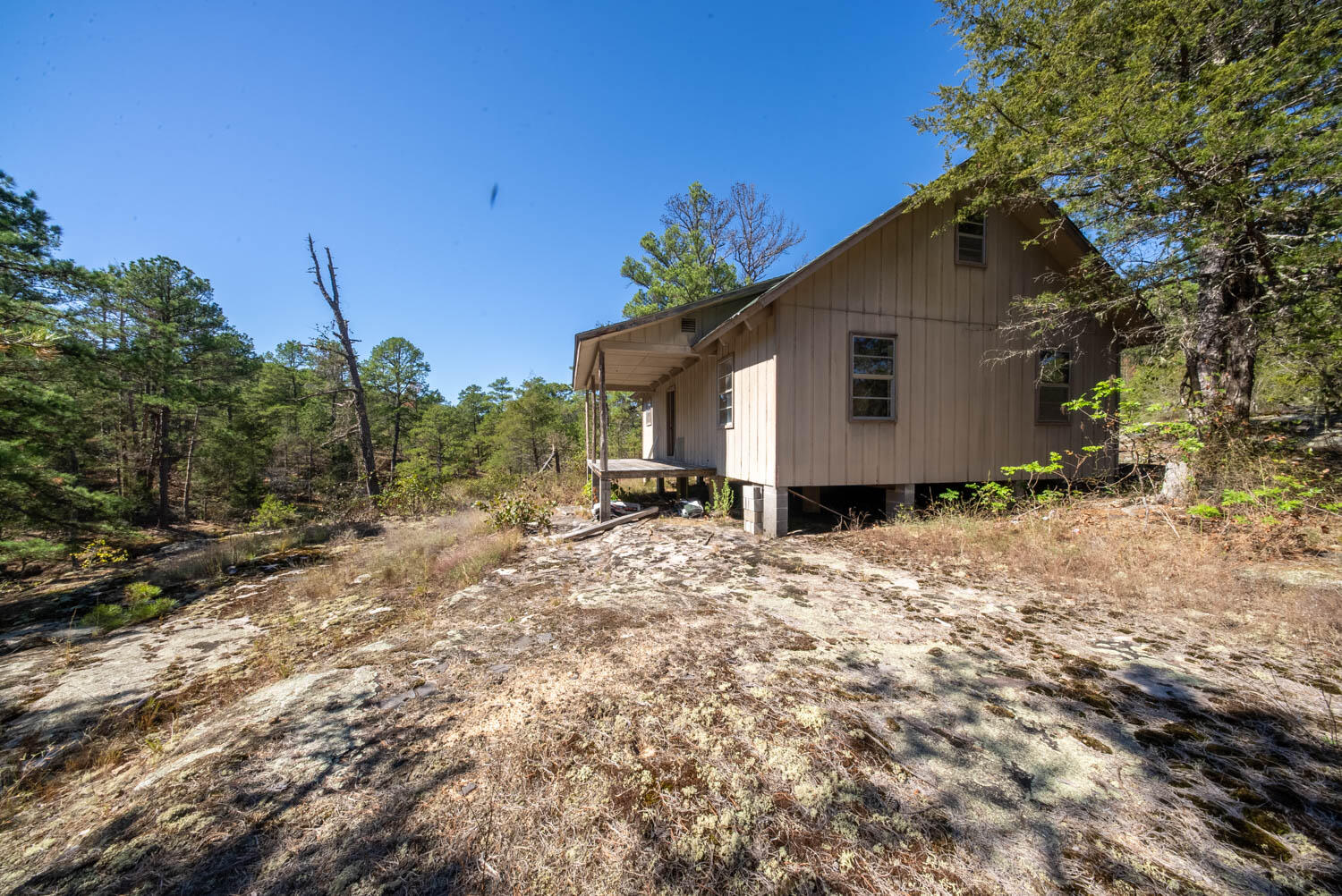main property photo 17