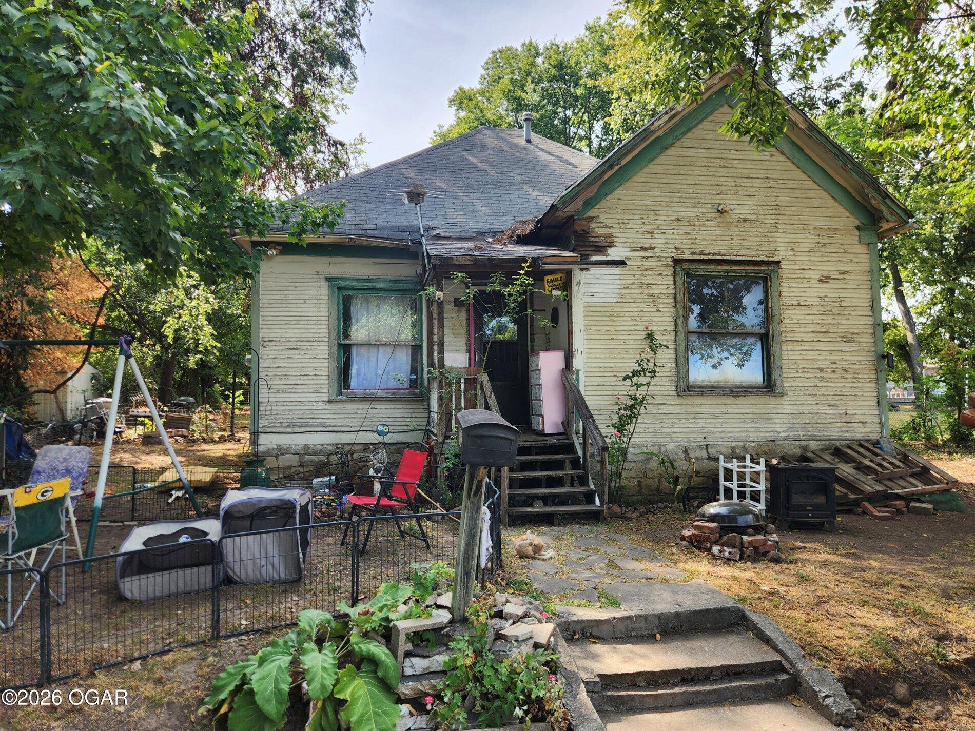 main property photo 0