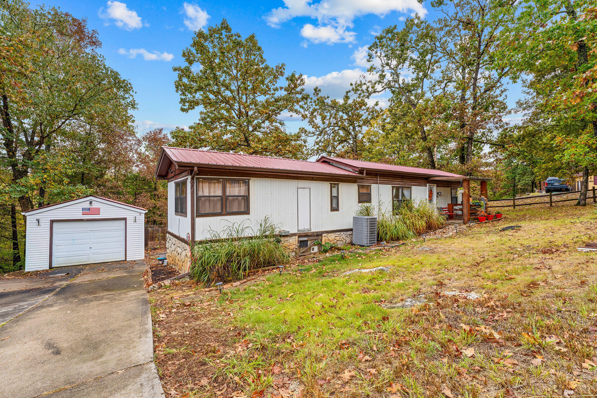 main property photo 0