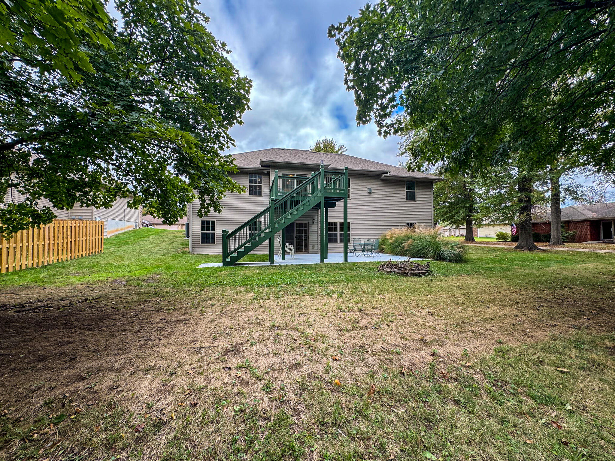 main property photo 29