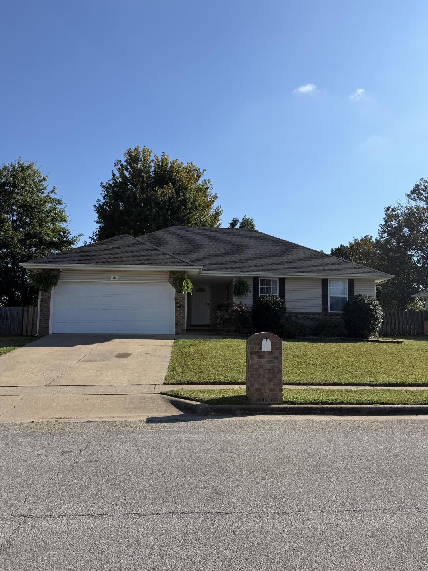 main property photo 0