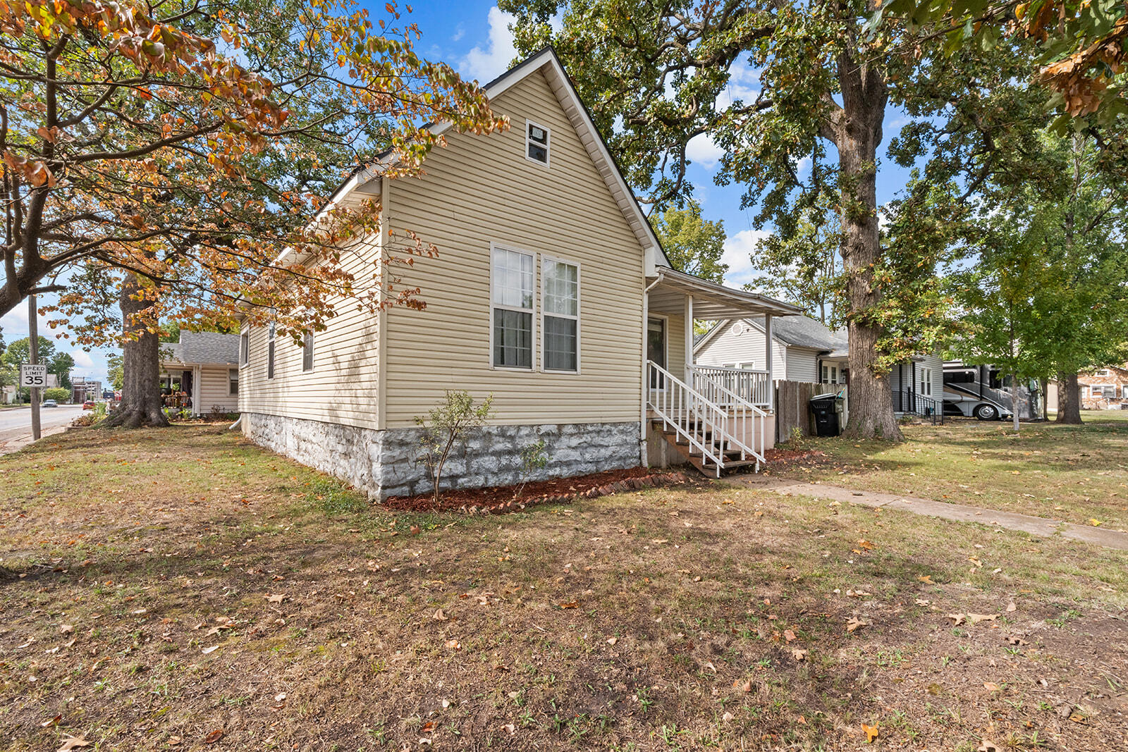 main property photo 3