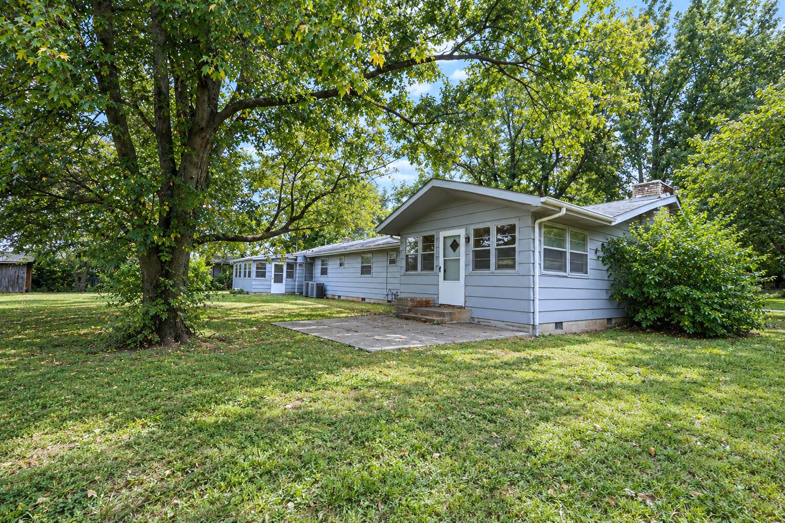 main property photo 22