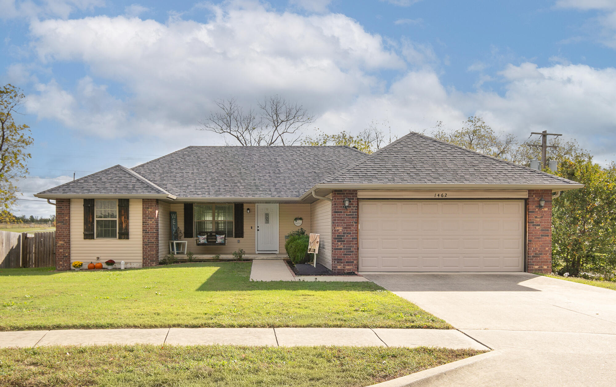 main property photo 0