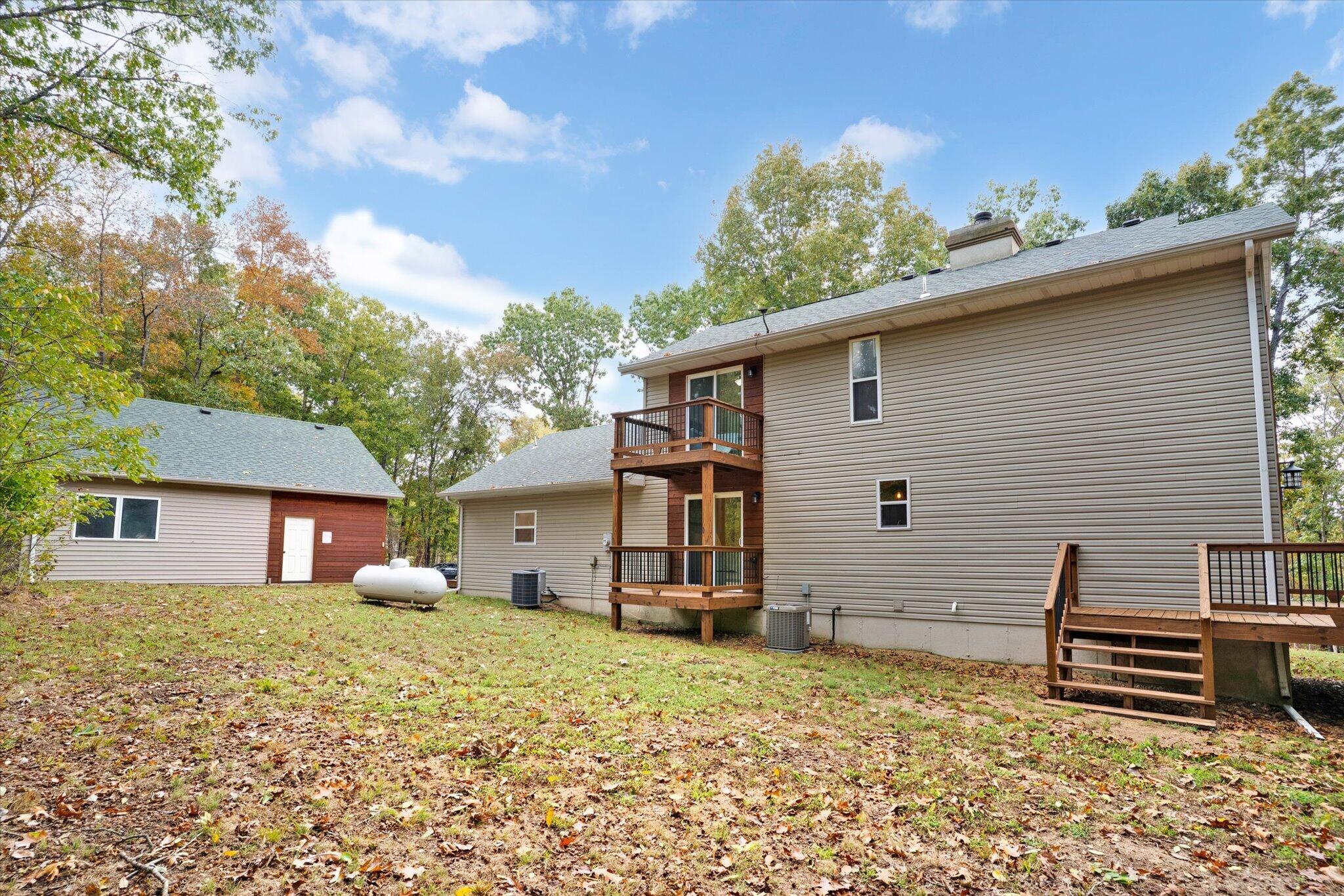 main property photo 41