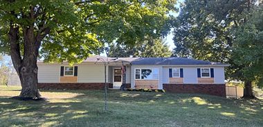 image of property with 3 Bed | 1 Bath | 1,245 Sqft