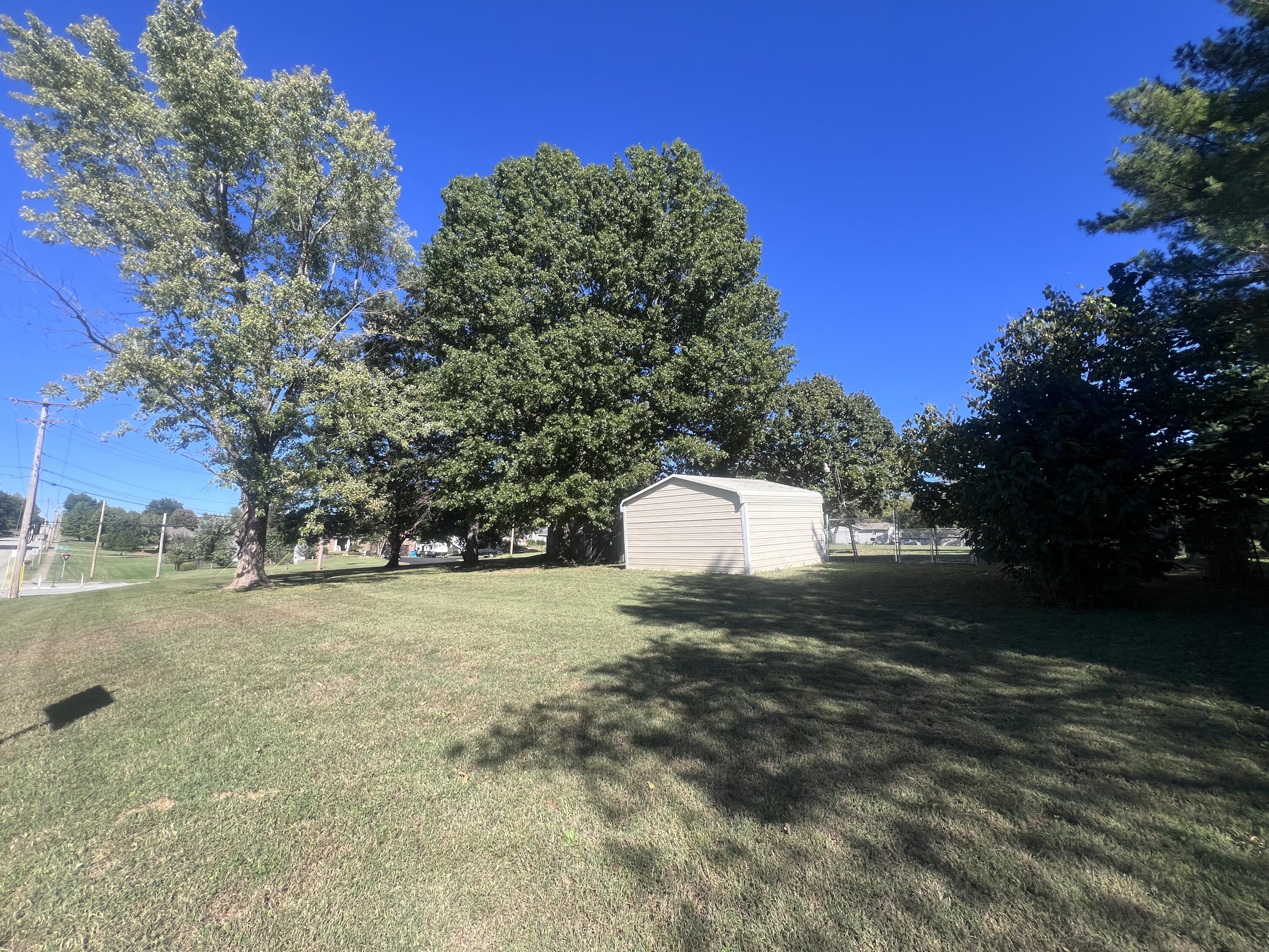 main property photo 19