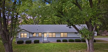 image of property with 4 Bed | 2 Bath | 1,846 Sqft