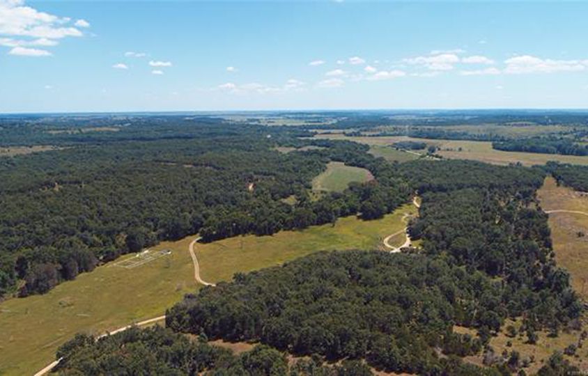 5305 County Rd, Wynona, OK 74084