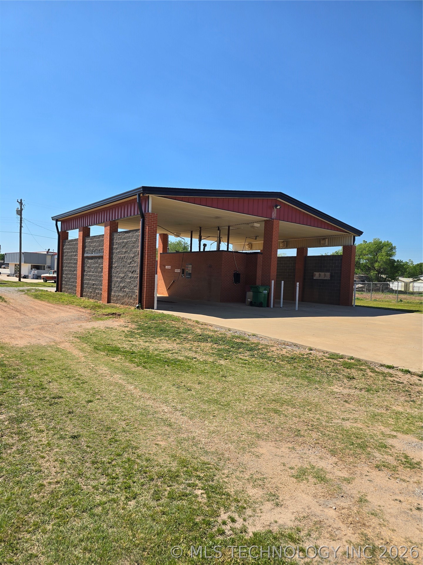 600 Highway 64 W, Morrison, OK 73061