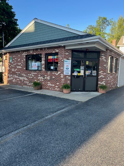 732 High St, Cumberland, RI 02864
