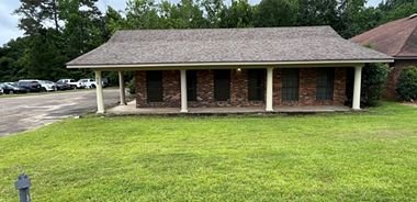 image of property with 0 Bed | 15 Bath | 3,013 Sqft