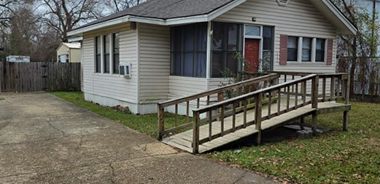 image of property with 2 Bed | 1 Bath | 1,578 Sqft