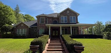 image of property with 5 Bed | 5 Bath | 5,240 Sqft