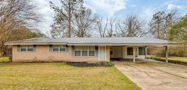image of property with 3 Bed | 1 Bath | 1,665 Sqft
