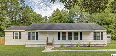 image of property with 3 Bed | 1 Bath | 1,632 Sqft