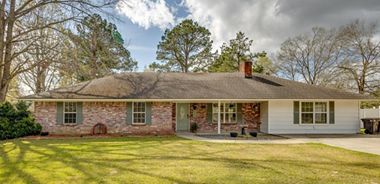 image of property with 4 Bed | 3 Bath | 2,188 Sqft