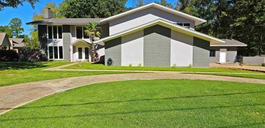 image of property with 5 Bed | 4 Bath | 4,352 Sqft