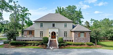 image of property with 4 Bed | 5 Bath | 5,622 Sqft