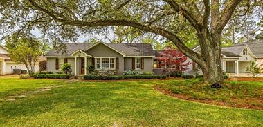 image of property with 4 Bed | 3 Bath | 2,880 Sqft