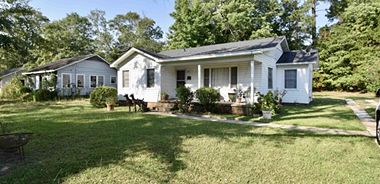 image of property with 3 Bed | 1 Bath | 1,470 Sqft