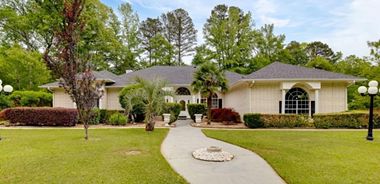 image of property with 4 Bed | 4 Bath | 3,736 Sqft