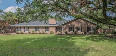 image of property with 4 Bed | 4 Bath | 3,743 Sqft