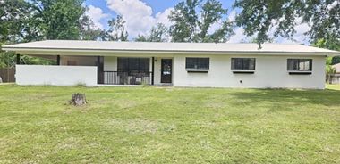 image of property with 4 Bed | 2 Bath | 2,116 Sqft