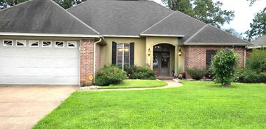 image of property with 3 Bed | 2 Bath | 1,903 Sqft