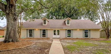 image of property with 4 Bed | 3 Bath | 3,209 Sqft