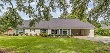 image of property with 4 Bed | 3 Bath | 3,143 Sqft