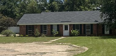 image of property with 3 Bed | 2 Bath | 1,649 Sqft