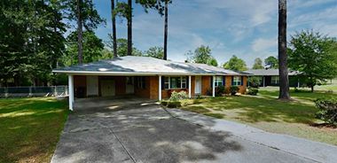 image of property with 3 Bed | 2 Bath | 1,660 Sqft