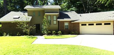 image of property with 4 Bed | 3 Bath | 3,170 Sqft