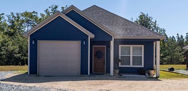 image of property with 3 Bed | 2 Bath | 1,400 Sqft