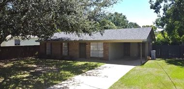 image of property with 3 Bed | 2 Bath | 1,124 Sqft