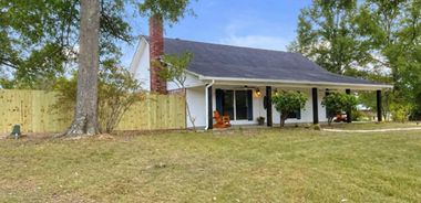 image of property with 3 Bed | 3 Bath | 1,932 Sqft