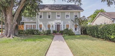 image of property with 3 Bed | 3 Bath | 2,426 Sqft