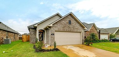 image of property with 3 Bed | 2 Bath | 1,631 Sqft